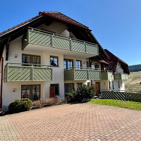 Apartment 06 - Ferienresidenz Roseneck, 2 Schlafzimmer, Mit Schwimmbad In Todtnauberg Bei Feldberg Luaran gambar